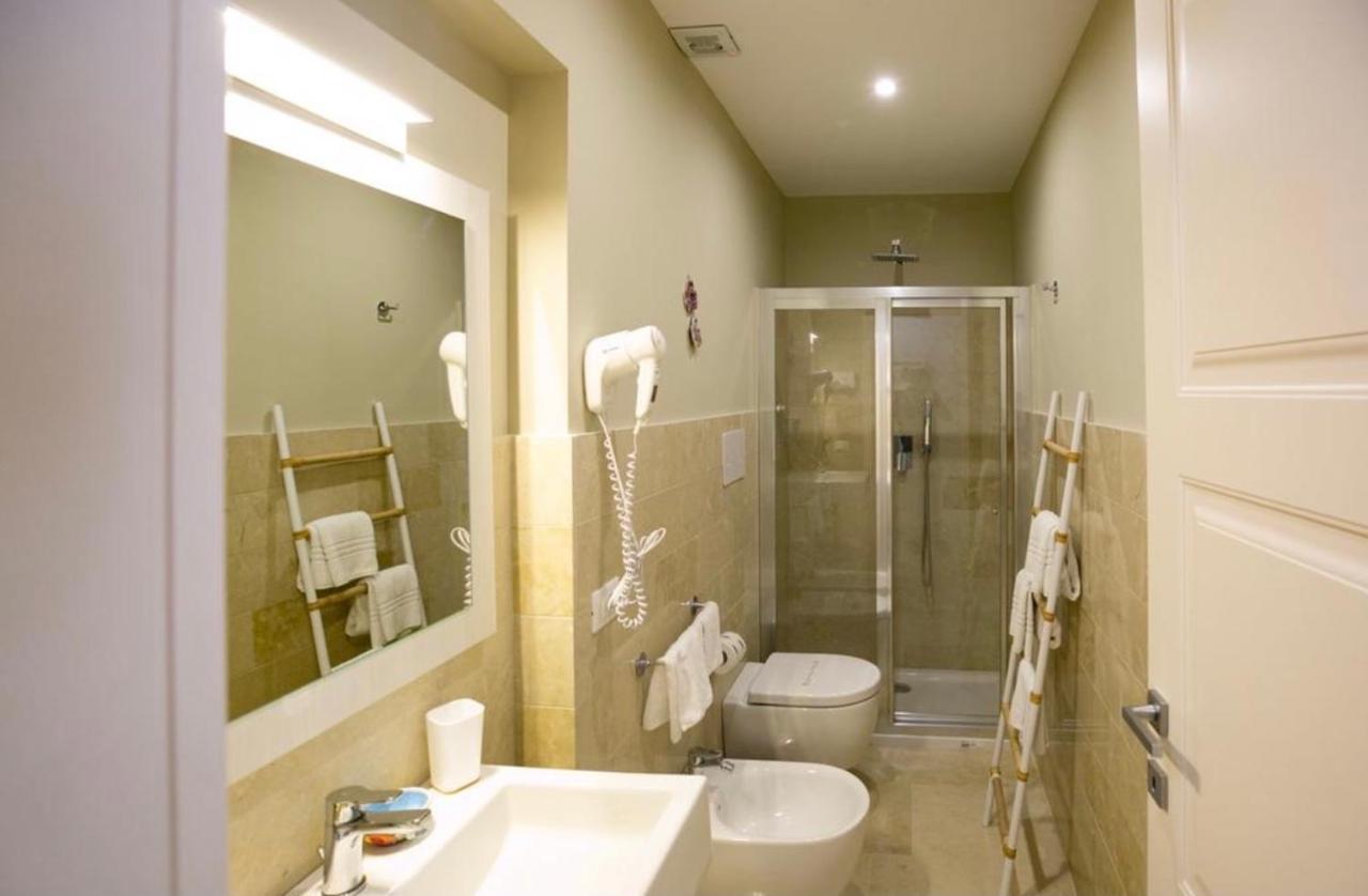 Trapani Albergo Diffuso Palazzo Mauro Bagian luar foto