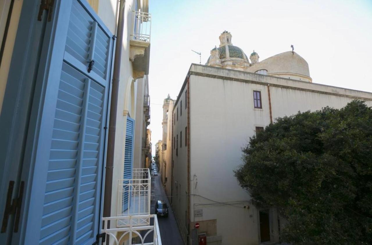 Trapani Albergo Diffuso Palazzo Mauro Bagian luar foto